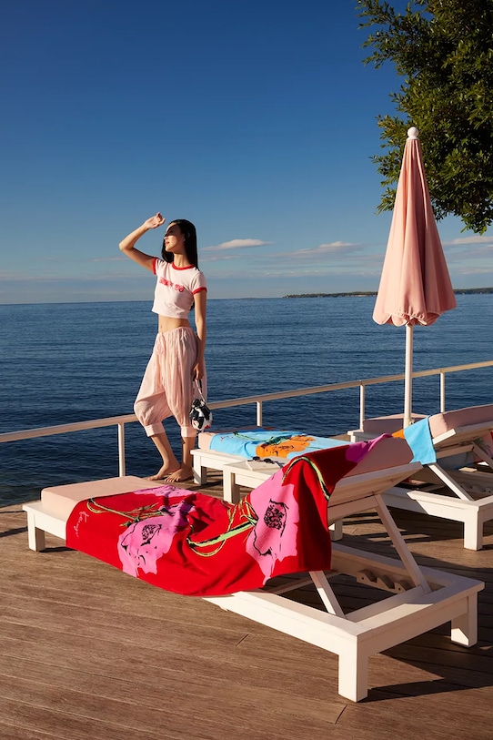 Lifestyle Bavlněný plážový ručník Kenzo KPOP Turquoise 100 x 170 cm 1068013 vícebarevná