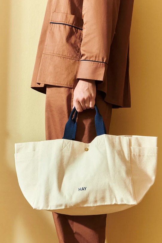 HAY torba z materiału tekstylnego 26 x 35,5 x 20 cm AE374.A601.AE91 beżowy AA00