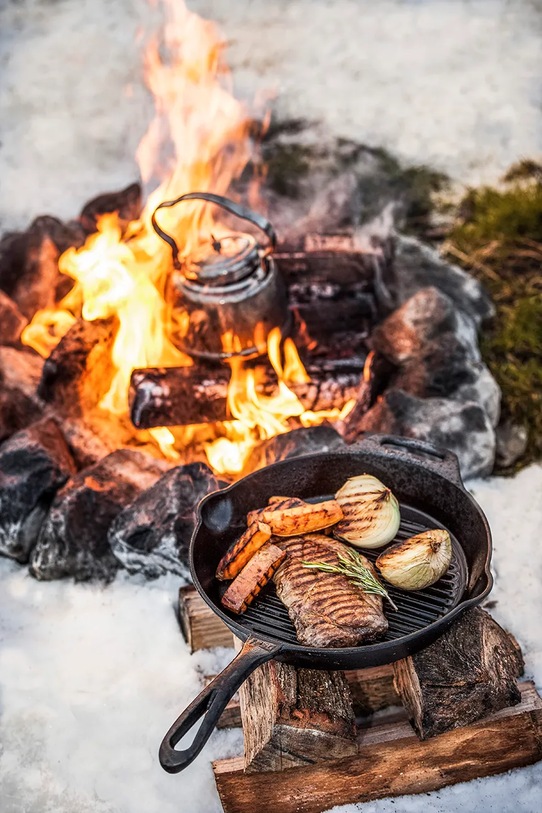 Lifestyle Petromax patelnia grillowa żeliwna GP30.T czarny