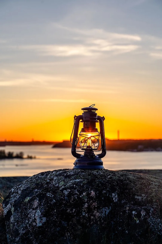 Feuerhand petrolejová lampa 276.BLAU tmavomodrá