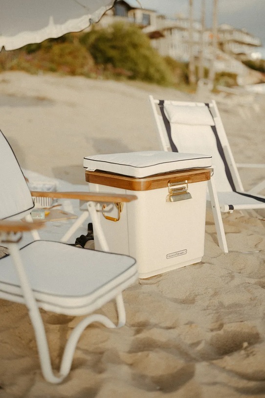 Business & Pleasure Co. hordozható hűtő rozsdamentes acélból 33 l BPA.HRD.ANT.WHT