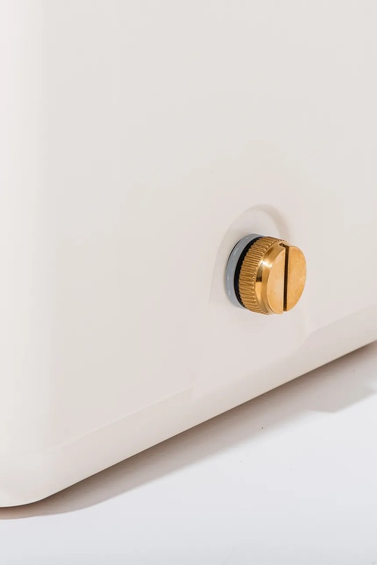 Business & Pleasure Co. Chłodziarka turystyczna 52 l BPA.HRD.ANT.WHT.LG