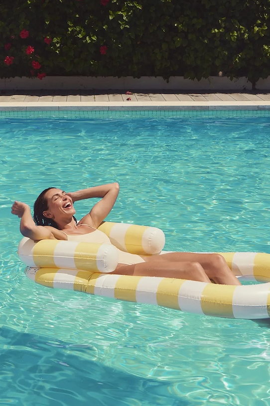 Življenjski slog SunnyLife napihljiva blazina iz umetne mase 158 x 74 x 36 cm S61LLLML rumena