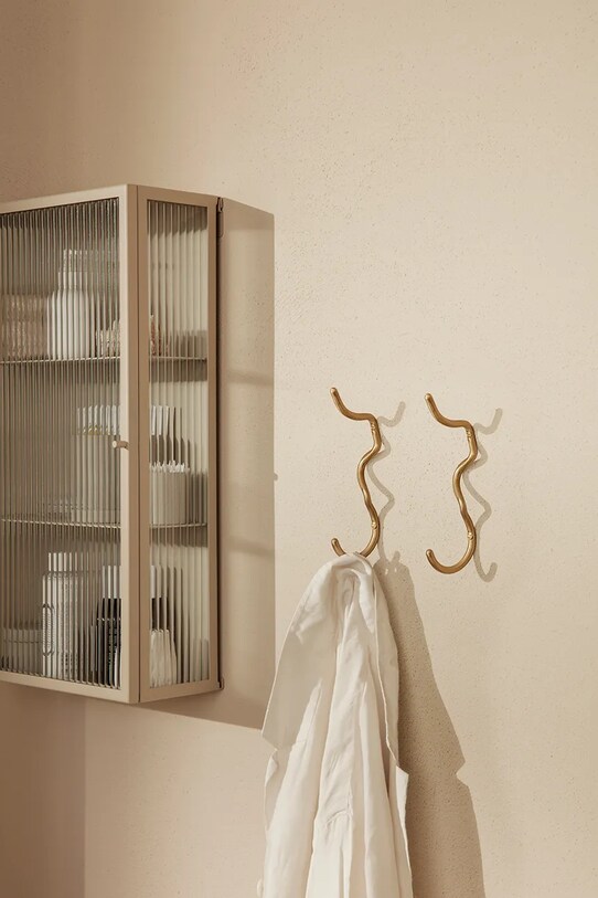 Настенная вешалка ferm LIVING Curvature 1104263289 жёлтый AA00
