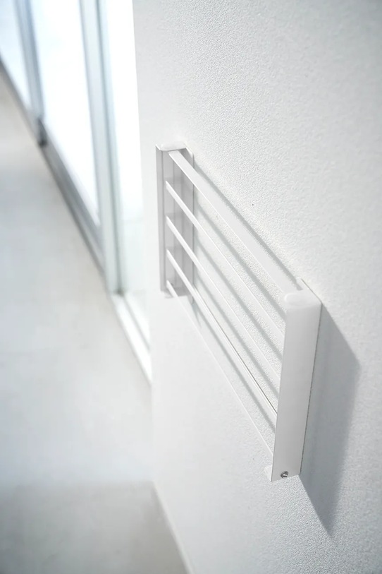 Ράφι τοίχου Yamazaki 8142.