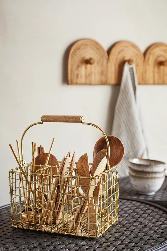 Madam Stoltz wieszak ścienny 90 x 4 x 18,5 cm beżowy 20Y5087