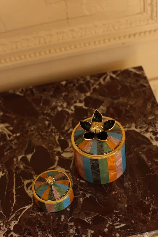 Salon i sypialnia Doing Goods pojemnik z pokrywką Piper Circus 6 x 7 x 7 cm 1.20.21.050.099.3 multicolor