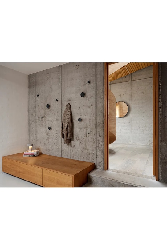 Salon i sypialnia Zone Denmark haczyk ścienny Sensu 10 x 4,5 cm 36187 czarny