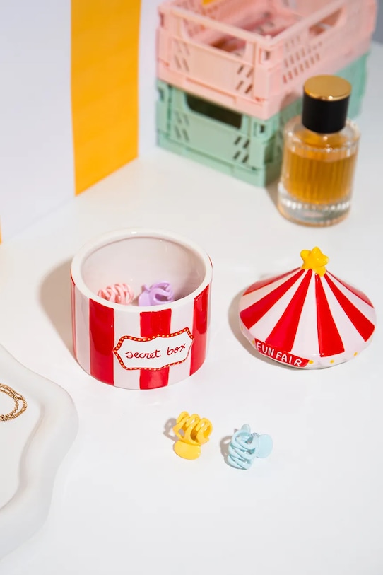 DOIY pudełko do przechowywania z ceramiki 8,2 x 8,2 x 11,5 cm czerwony DYBOXFUN