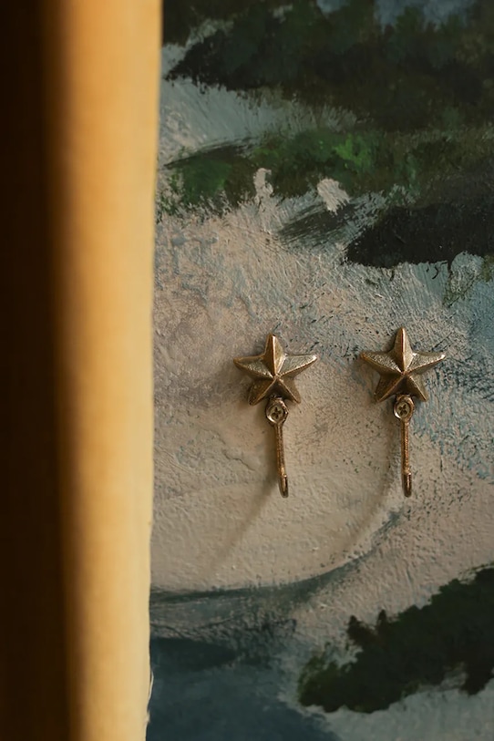 Salon i sypialnia Doing Goods zestaw haczyków ściennych mosiężnych 6,5 x 4 x 1 cm 1.10.10.078.099.1 żółty