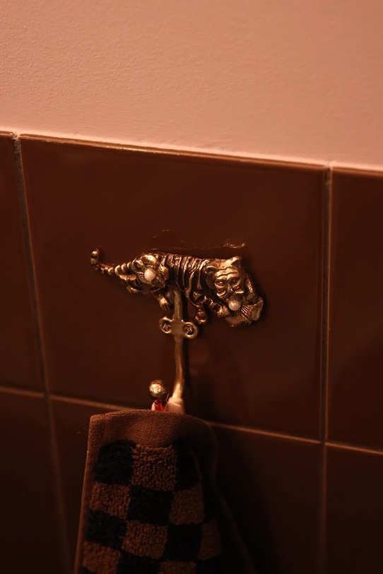 Doing Goods haczyk ścienny mosiężny 9 x 9 x 3,5 cm żółty 1.10.10.083.099.3