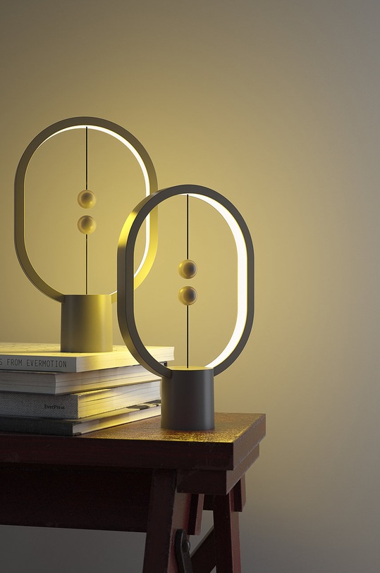 Allocacoc Stolní lampa Mini Heng Balance DH0098/HBLEMN