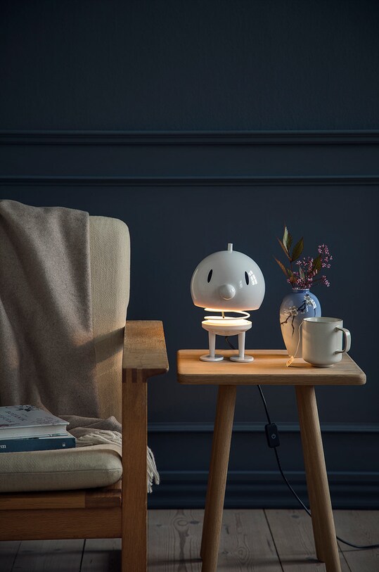 Obývací pokoj a ložnice Hoptimist LED stolní lampa XL 26008 bílá