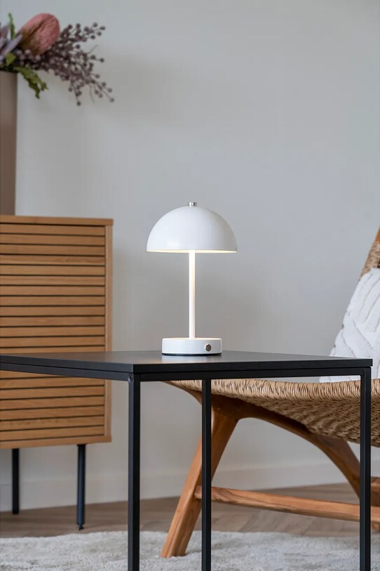 Гостиная и спальня Настольная беспроводная led лампа House Nordic Holt 6405201 белый
