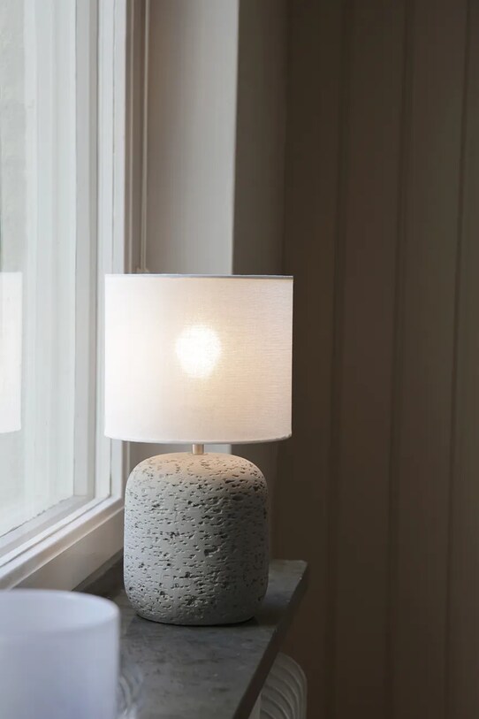 Salon i sypialnia Markslöjd lampa stołowa Montagna 108861 multicolor