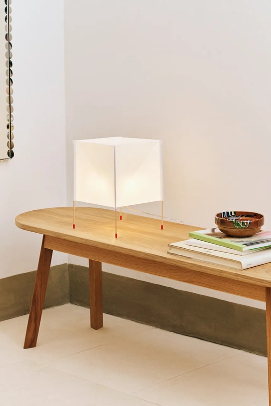 HAY lampa de masă cu led Paper Cube 21,5 x 21,5 x 30,5 cm AB688.B521 alb