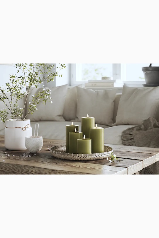 Led sveča Deluxe Homeart Oliven Gronne Fyrfadslys 4 x 4,5 cm 2-pack RF.0091 zelena AA00