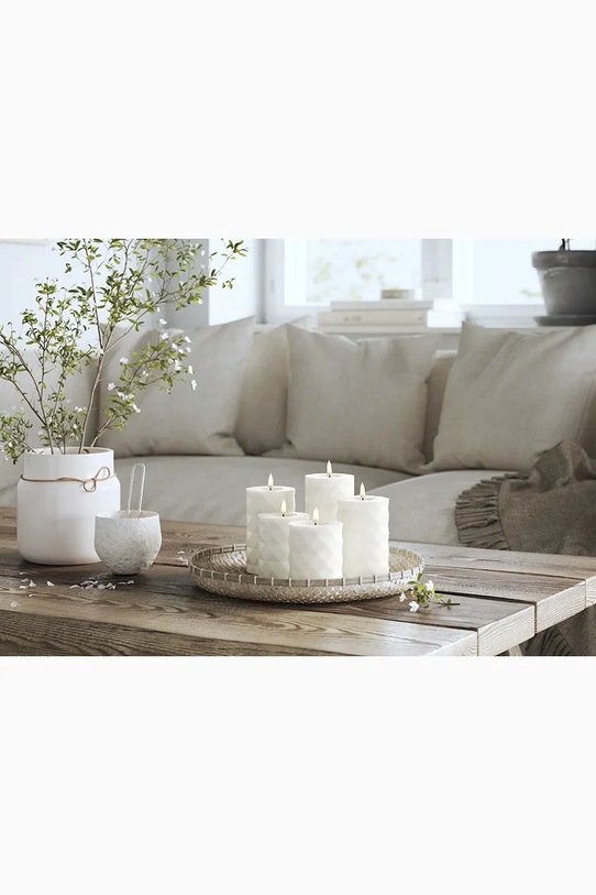 Led sveča Deluxe Homeart Square Bloklys 7,5 x 12,5 cm RF.S.0002 bela AA00