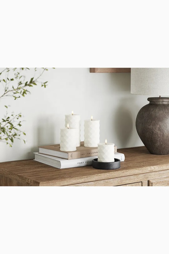 Led sveča Deluxe Homeart Square Bloklys 7,5 x 12,5 cm bela RF.S.0002