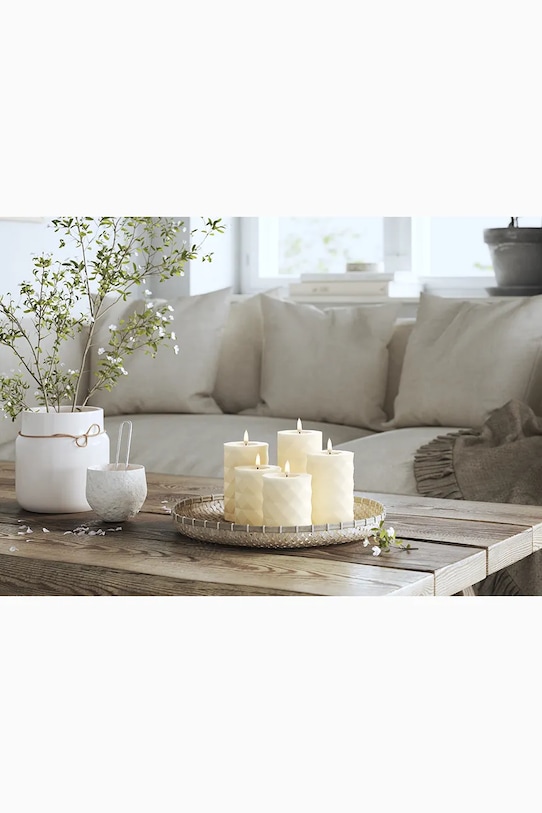 Led sveča Deluxe Homeart Square Bloklys 7,5 x 15 cm RF.S.0009 bež AA00