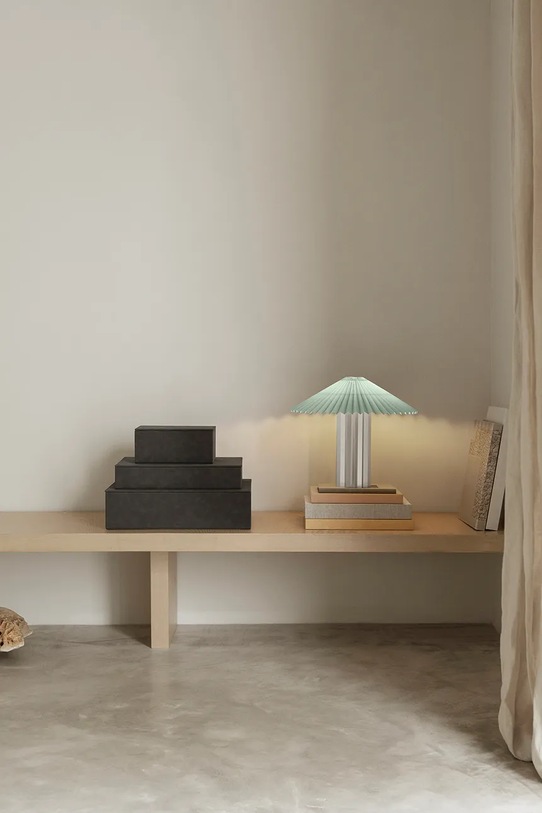 Επιτραπέζιο φωτιστικό Blomus Taite 31 x 36 cm B68336