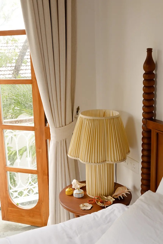 Настольная лампа Doing Goods Myra 57 x 18 x 40 cm жёлтый 1.26.60.512.010.5