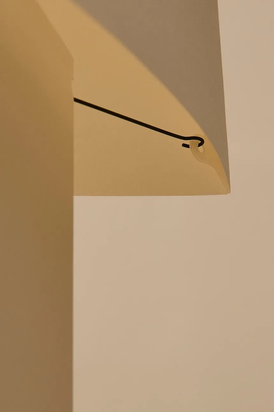 HAY lampa stołowa 44 x 28 x 17,5 cm AF424.F519.AB77