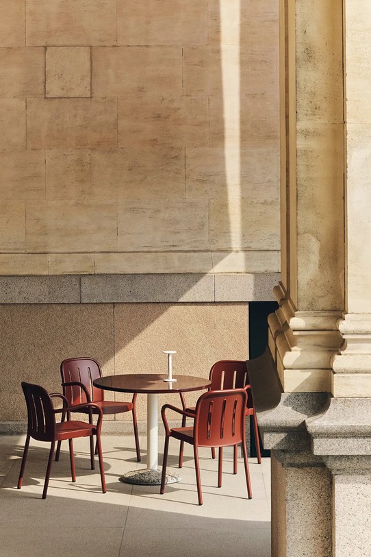 HAY lampa stołowa bezprzewodowa led Host 22 x 10 cm AF421.F521.AB13