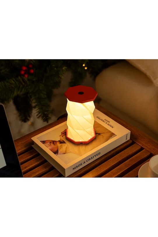 Gingko Design lampka LED 8,2 x 8,2 x 1,5 cm G036M.CR czerwony