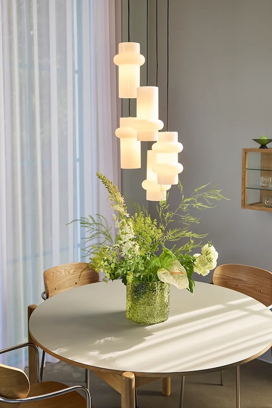 Hübsch lampa wisząca ze szkła mlecznego 15 x25 cm biały 962111