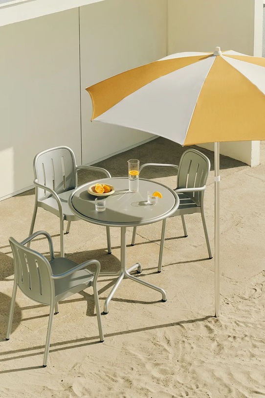 HAY parasol ogrodowy z materiału tekstylnego 170 x 200 x 200 cm żółty AF578.F621.AU94