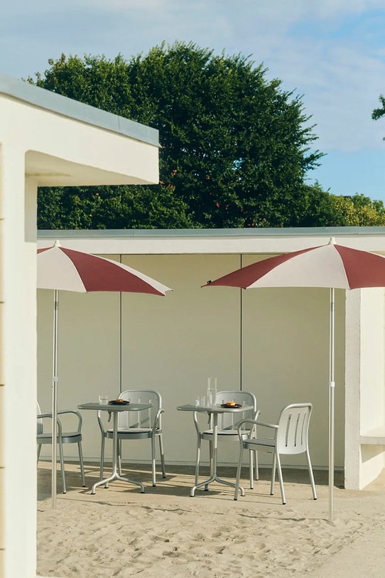 Lifestyle HAY parasol ogrodowy z materiału tekstylnego 170 x 200 x 200 cm AF578.F621.AU95 bordowy