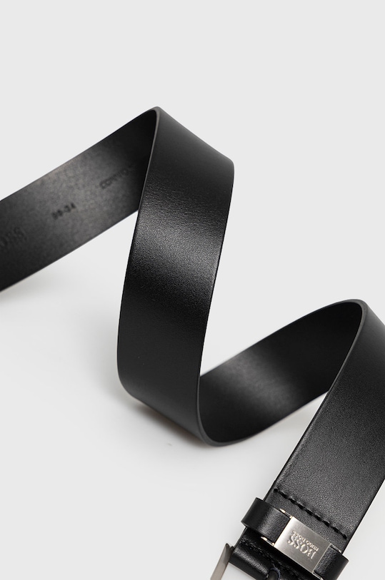 Kožený pásek Boss 50224631.NOS černá AA00