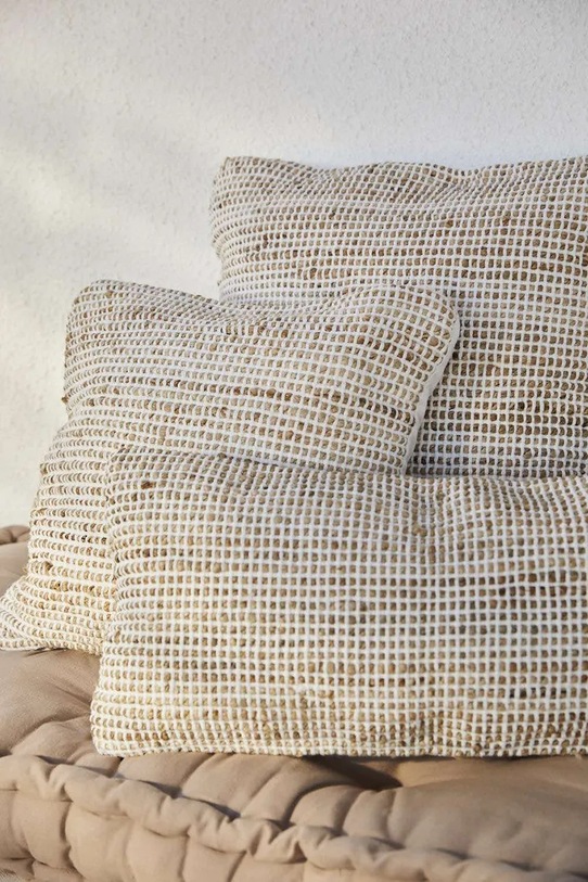 Calma House poszewka na poduszkę West 30 x 60 cm beżowy WEST.30.CRU