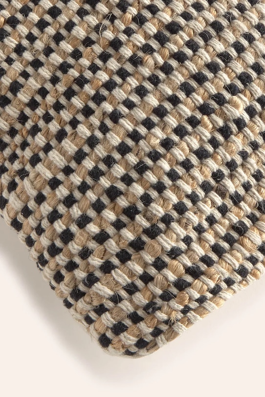 Obývacia izba a spálňa Obliečka na vankúš Calma House West 45 x 45 cm WEST.45.NEG béžová