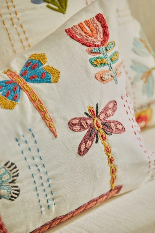 Calma House față de pernă decorativă Beetle multicolor BEETLE.30.CRU