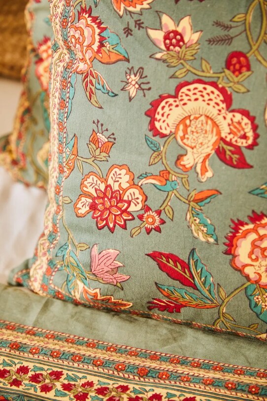 Prevleka za blazino Calma House 45x45 cm LOUVRE.45.VEO pisana