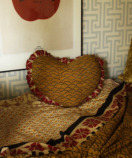 Гостиная и спальня Подушка Doing Goods 48 x 66 x 17 cm 1.40.10.100.110.5 жёлтый