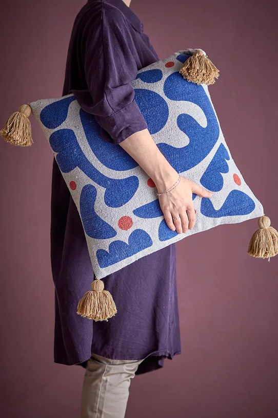 Bloomingville pernă decorativă Eviaya 45 x 45 cm 82062683 violet