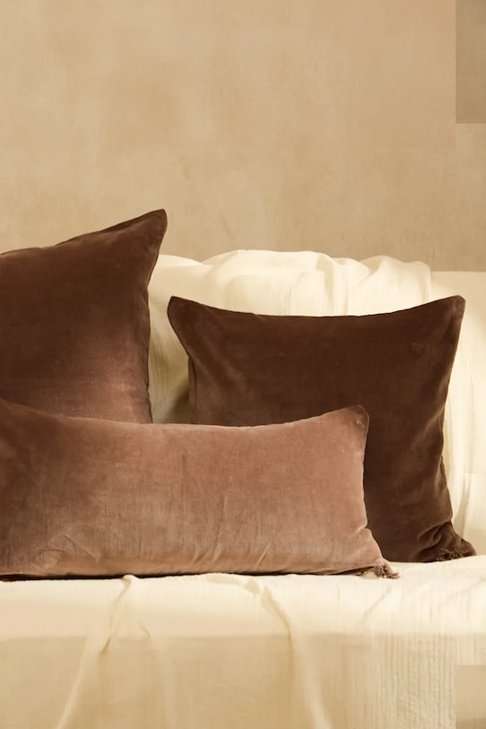 Salon i sypialnia Calma House poszewka dekoracyjna na poduszkę bawełniana Velour 45 x 45 cm VELOUR.45.MRR brązowy
