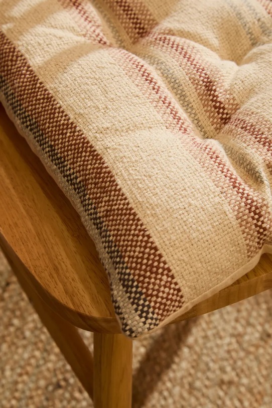 Calma House poduszka dekoracyjna na krzesło bawełniana Peru 40 x 40 x 4 cm multicolor PERU.40G.TIE