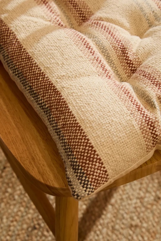 Calma House poduszka dekoracyjna na krzesło bawełniana Peru 40 x 40 x 4 cm multicolor PERU.40G.TIE