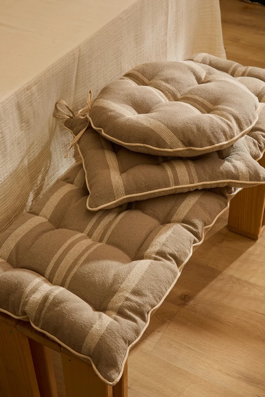 Dekoratívny bavlnený vankúš na lavicu Calma House Sorento 40 x 120 x 4 cm béžová SORENTO.4.PIE