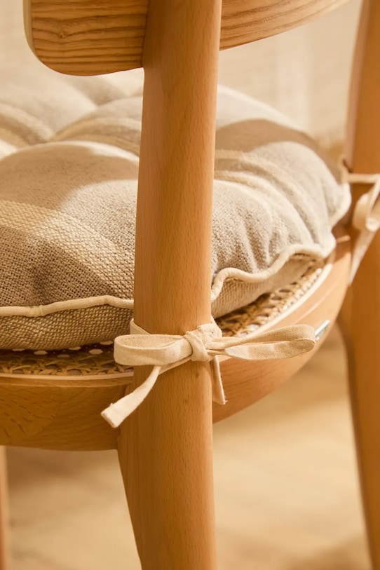 Calma House poduszka dekoracyjna na krzesło bawełniana Sorento 40 x 4 cm beżowy SORENTO.40D.PIE