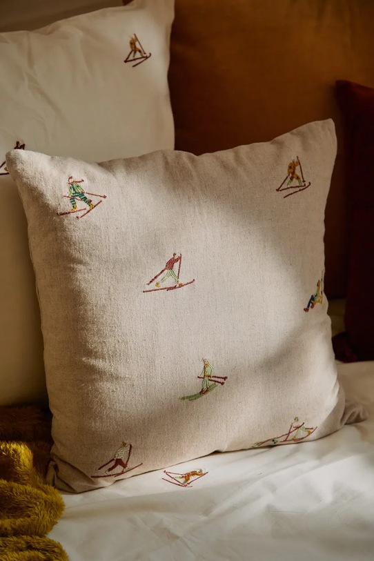 Salon i sypialnia Calma House poszewka dekoracyjna na poduszkę z lnem Ski 45 x 45 cm SKI.45.CRU beżowy