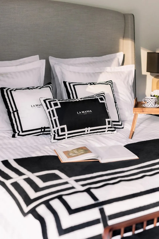 Salon i sypialnia La Mania poduszka dekoracyjna Bauhaus No.5 60 x 40 cm 5905549413029 multicolor