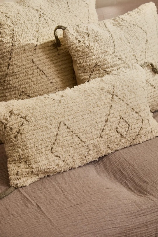 Salon i sypialnia Calma House poszewka dekoracyjna na poduszkę Mayo 30 x 60 cm MAYO.30.PIE beżowy