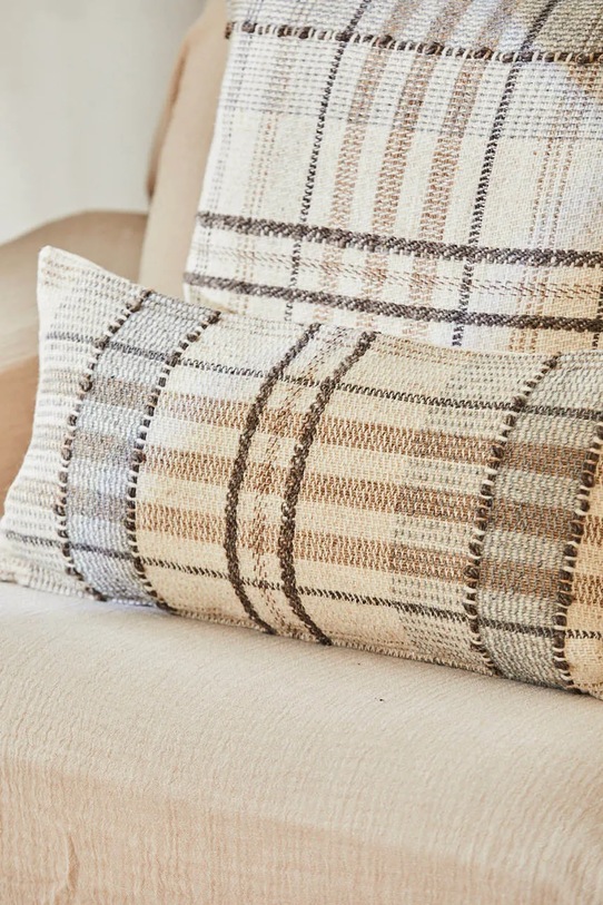 Salon i sypialnia Calma House poszewka dekoracyjna na poduszkę z wełną Montana 30 x 60 cm MONTANA.30.MRR multicolor