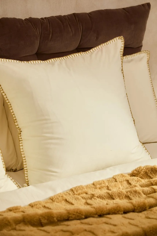 Salon i sypialnia Calma House poszewka dekoracyjna na poduszkę bawełniana Berna 60 x 60 cm BERNA.60.MOS biały