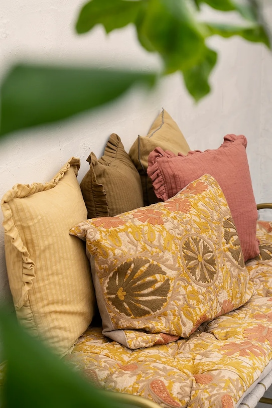 Madam Stoltz poduszka dekoracyjna bawełniana 70 x 180 cm multicolor 325.09.